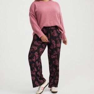 Torrid faded roses, but dress pants NWT 1x Short (reg is too long for me 5”4